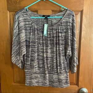 BCX Flowy Butterfly Sleeve Shirt, Juniors Sz Large, New with Tags